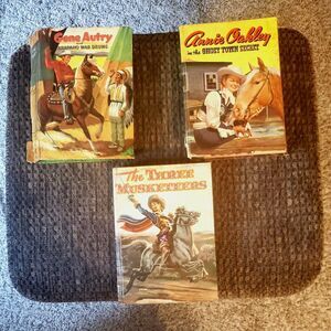 Whitman Cello Books 1956 1957 The Three Musketeers Annie Oakley Gene Autry